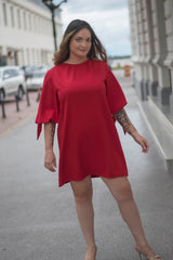 FEEL DRESS